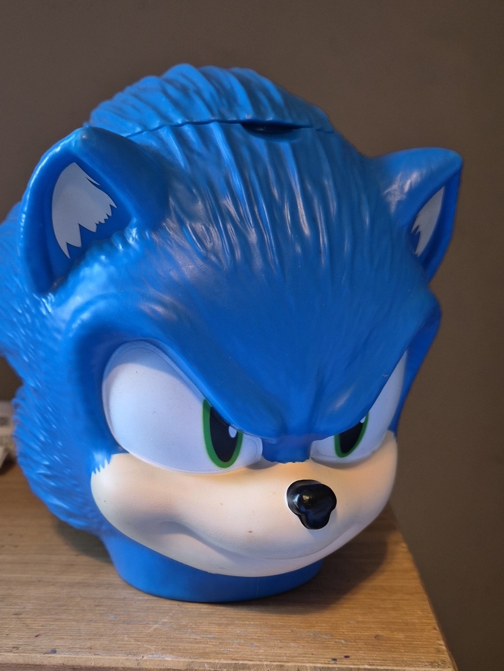 Sonic The Hedgehog 3 head (Sonic Head) Regal Exclusive Popcorn Bucket Never Used